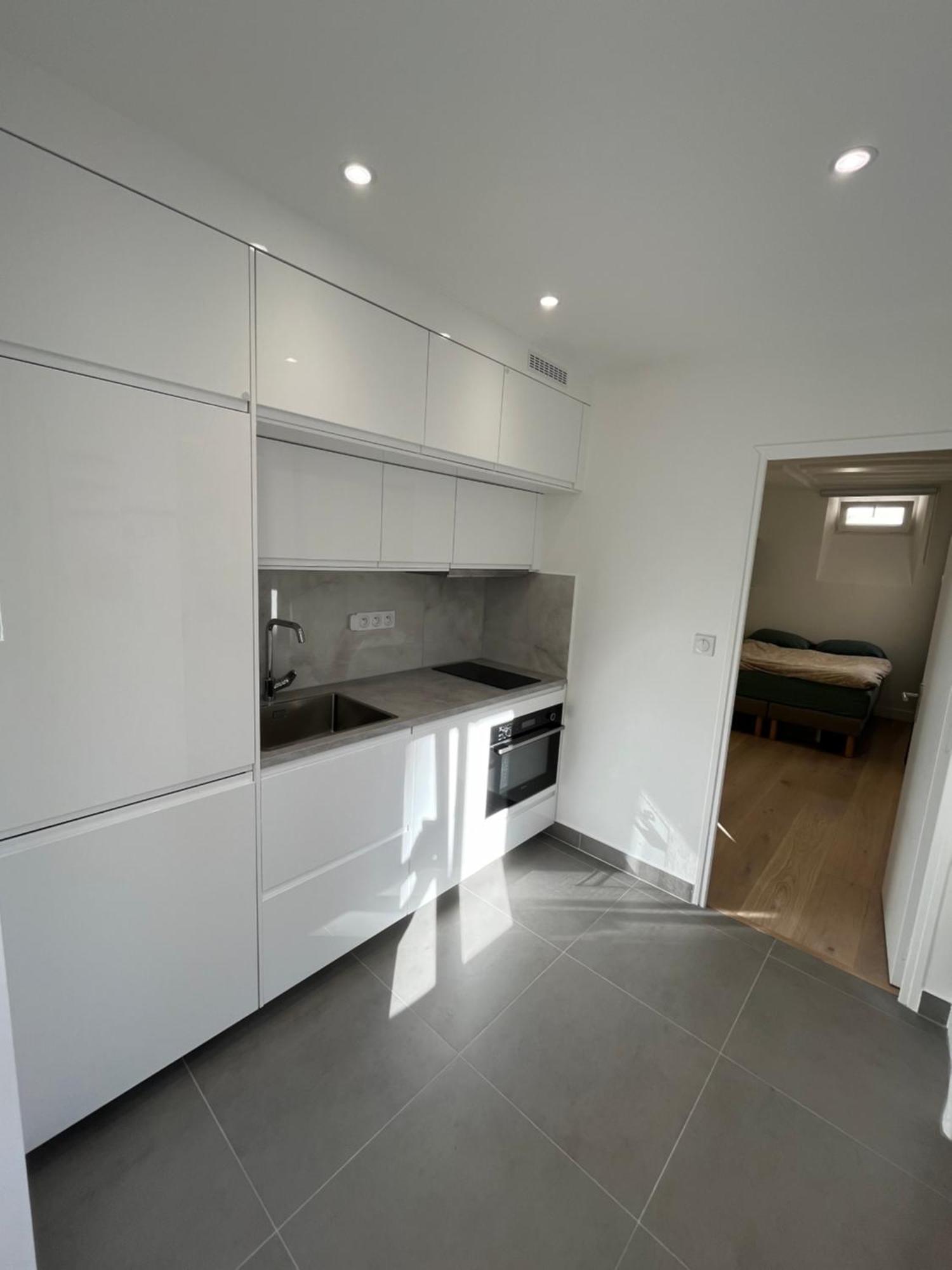 Lovely In Heart Of 10 Min Walk To Louvre Appartement Parijs